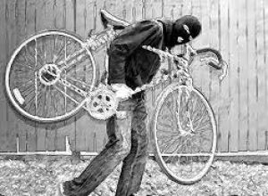 01 bicicleta furtada